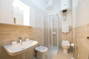 Residenza Rocca Del Lago 4