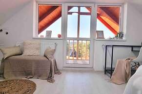 Impeccable 2-bed House in Albești