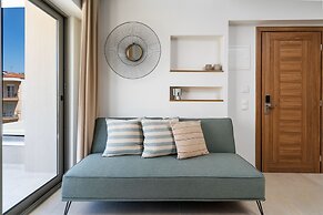 Funtuki Seaside Apartments