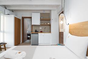 Funtuki Seaside Apartments