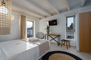 Funtuki Seaside Apartments