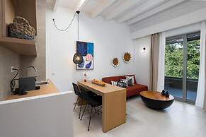 Funtuki Seaside Apartments