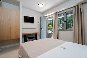 Funtuki Seaside Apartments