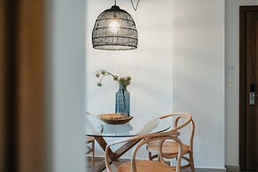 Funtuki Seaside Apartments