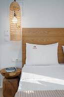 Funtuki Seaside Apartments