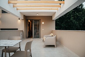 Funtuki Seaside Apartments