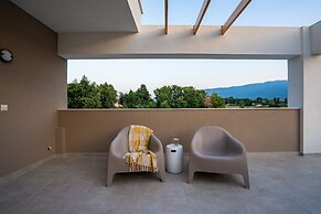 Funtuki Seaside Apartments