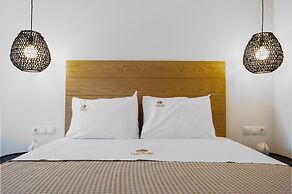 Funtuki Seaside Apartments