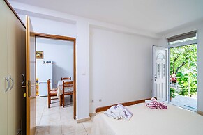 Apartments Zarac