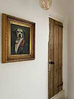 2 Bed Grade 2 - Dates Back to 1500's