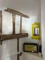 2 Bed Grade 2 - Dates Back to 1500's