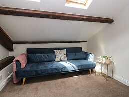 3 Old Pharmacy Court