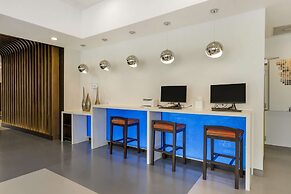 Glō Best Western Pooler - Savannah Airport Hotel