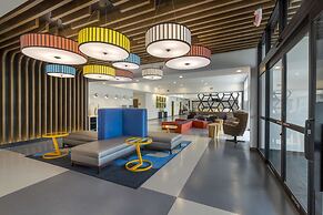 Glō Best Western Pooler - Savannah Airport Hotel