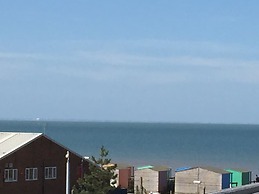 The Seaview Snug