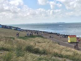 The Seaview Snug