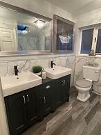 Remarkable 5-bed House in Ross-on-wye