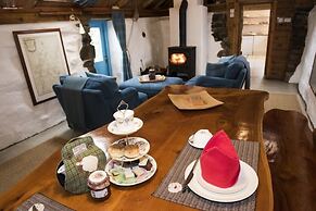 Tigh Bhisa Blackhouse