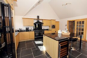 Ceann an Loch Cottage