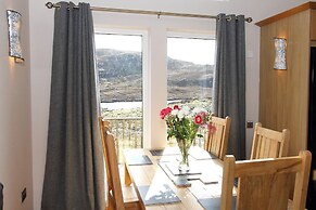 Ceann an Loch Cottage