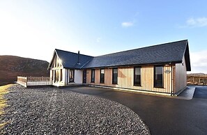 Ceann an Loch Cottage