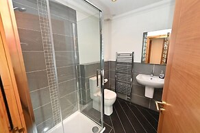 Inverness City Apartment