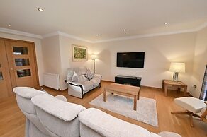 Inverness City Apartment