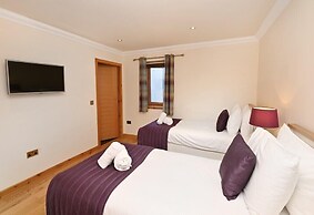 Inverness City Apartment