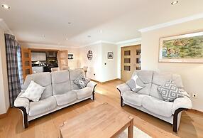 Inverness City Apartment