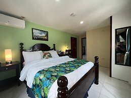 One South Place Hotel