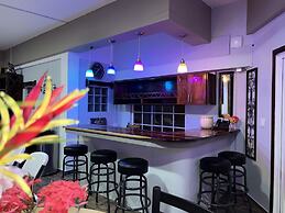 One South Place Hotel