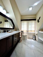 One South Place Hotel