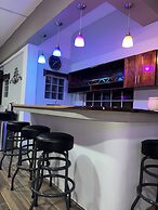 One South Place Hotel