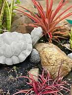 One South Place Hotel