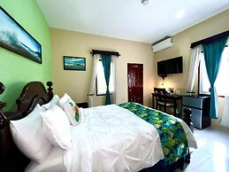 One South Place Hotel