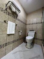 One South Place Hotel