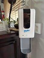 One South Place Hotel