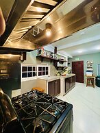 One South Place Hotel