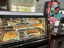 One South Place Hotel