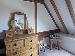 Kingfisher Barn