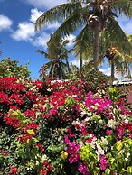 THUISHAVEN adults-only boutique resort