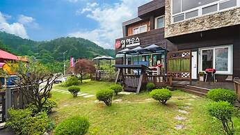 Gapyeong Hillhouse Pension