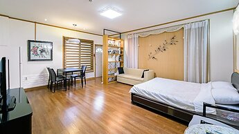 Gapyeong Hillhouse Pension