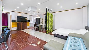 Gapyeong Hillhouse Pension