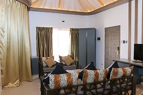 Safari Hotel and Villas powered by Cocotel