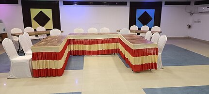 GT Grande Hotel-Near US Consulate