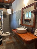 The Diving Lodge Downtown