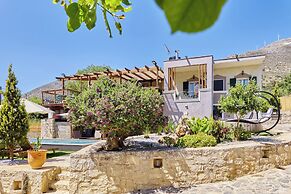 Villa Fisi 1 - Pool, Hot Tub & Mountain View