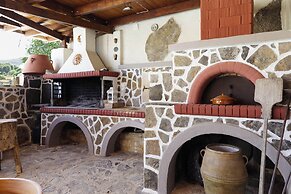 Villa Fisi 1 - Pool, Hot Tub & Mountain View