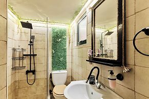 Villa Fisi 1 - Pool, Hot Tub & Mountain View